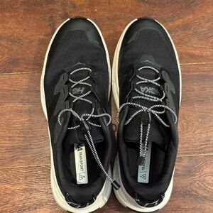 Black Women's Athletic Shoes